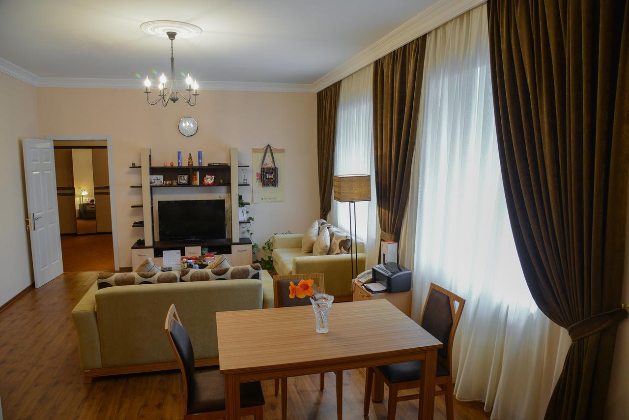 City Mansion Aparthotel Bakü Dış mekan fotoğraf