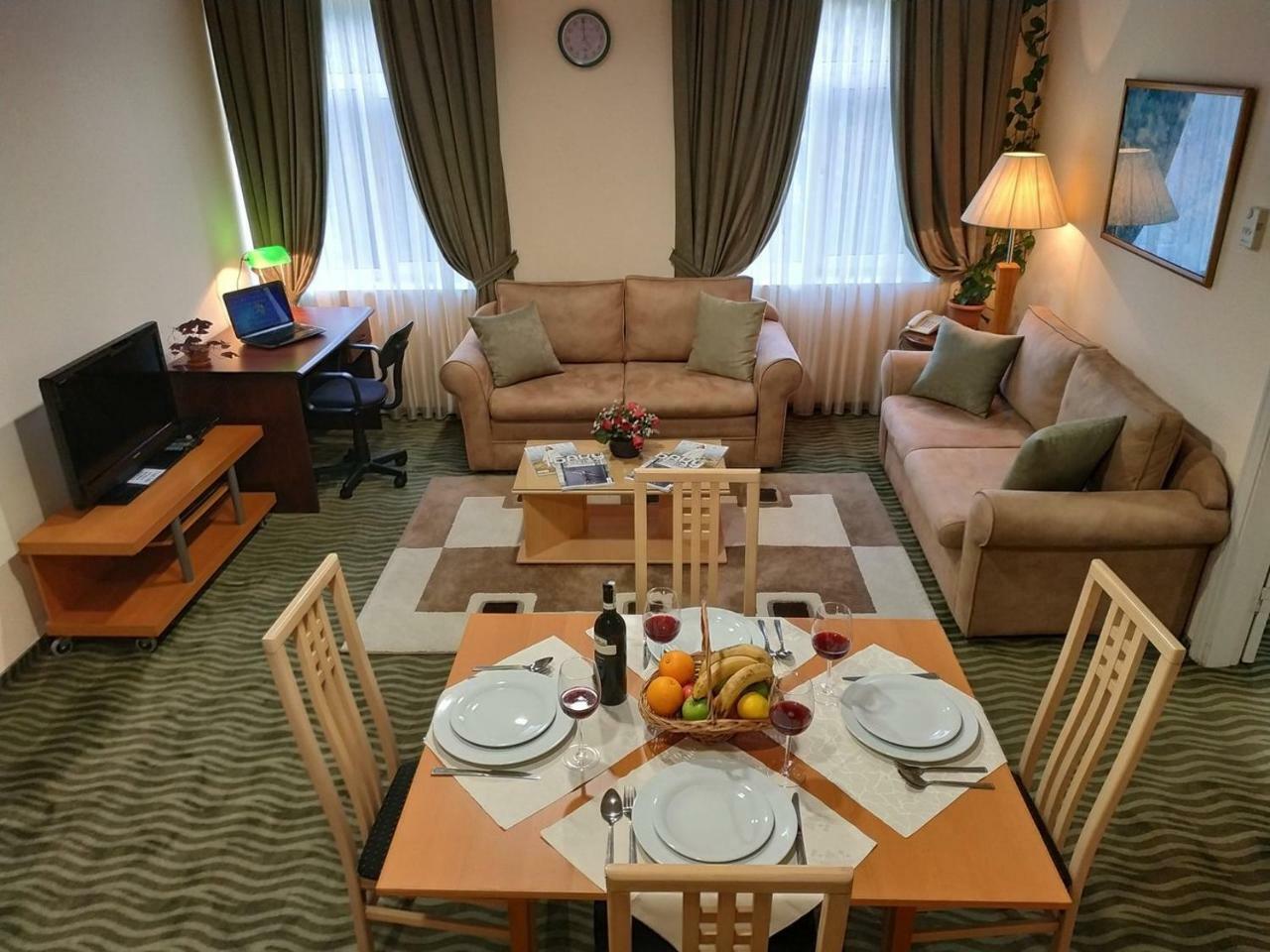City Mansion Aparthotel Bakü Dış mekan fotoğraf