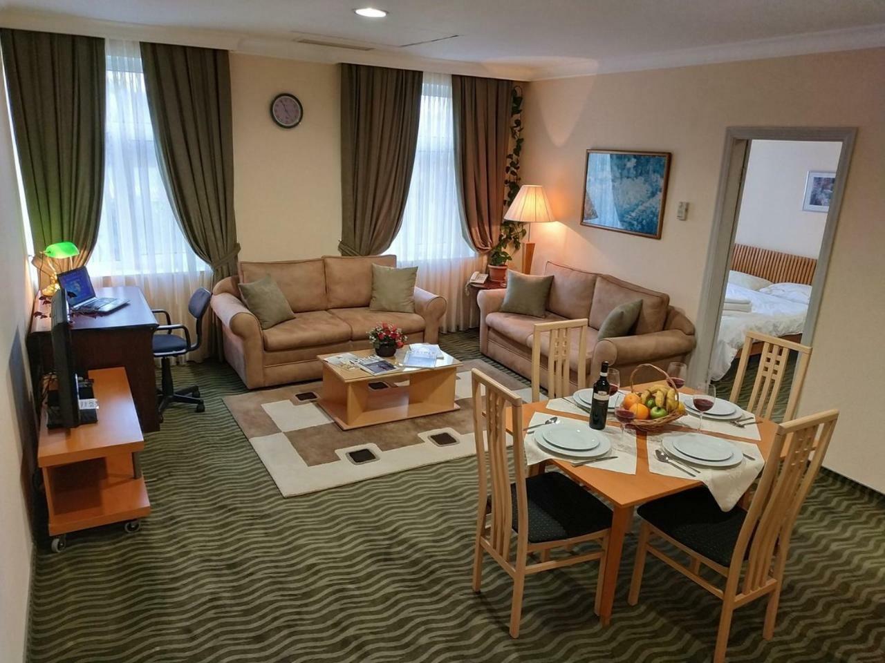 City Mansion Aparthotel Bakü Dış mekan fotoğraf